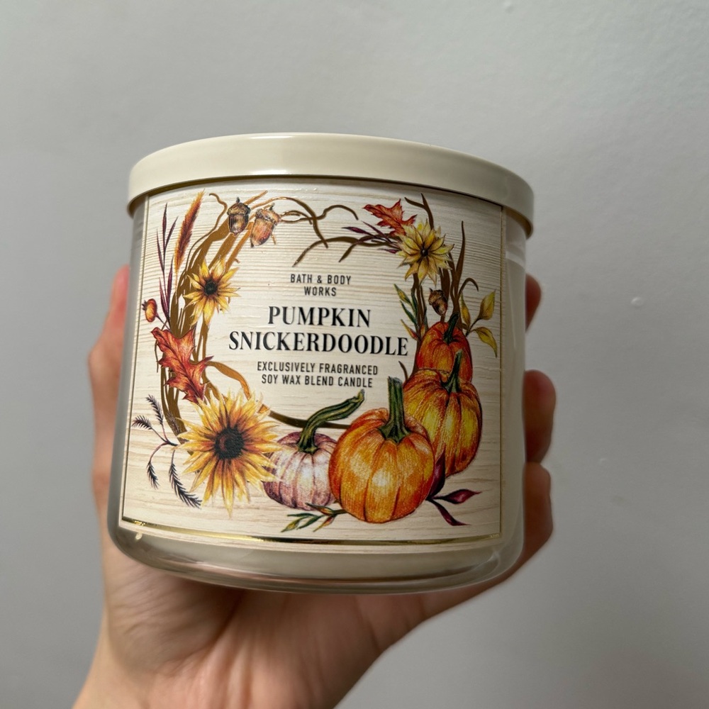 Pumpkin Snickerdoodle Bath & Body Works Candle 3-wick Candle Scented  14.5oz NEW